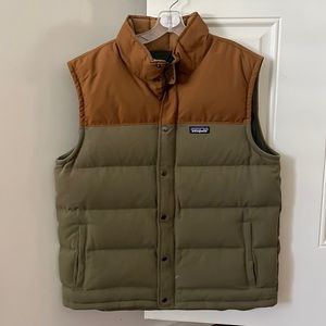 Patagonia Men’s puffer vest green and brown